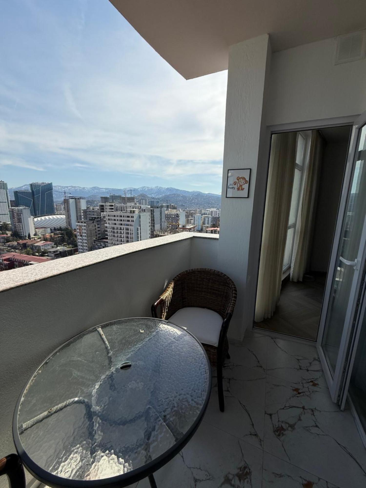 Tamuna'S Cozy Apartment Batumi Luaran gambar