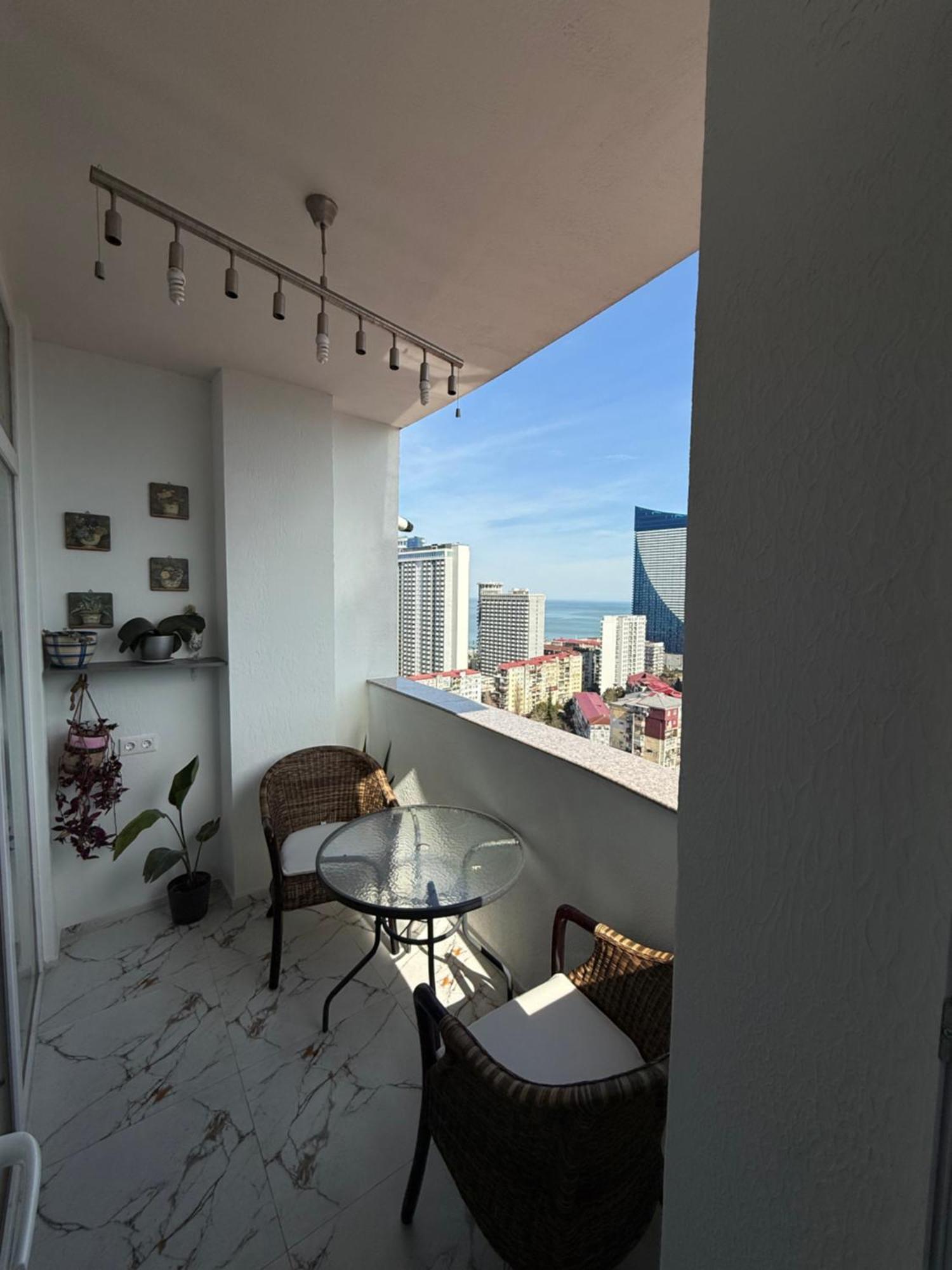 Tamuna'S Cozy Apartment Batumi Luaran gambar
