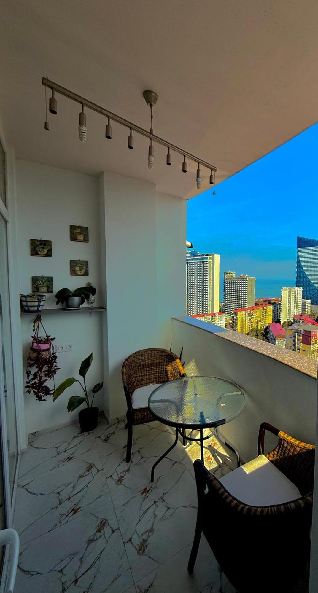 Tamuna'S Cozy Apartment Batumi Luaran gambar