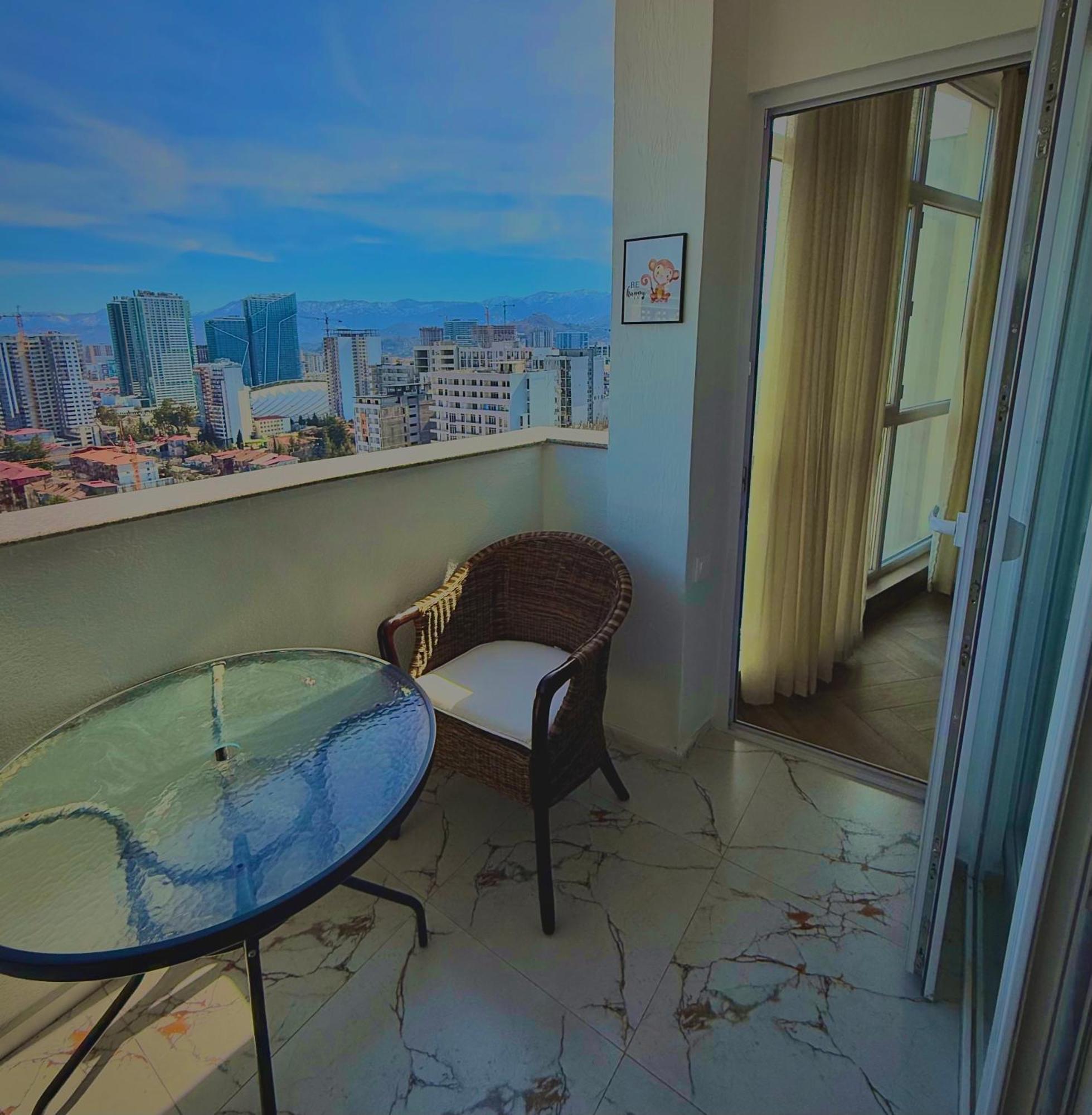 Tamuna'S Cozy Apartment Batumi Luaran gambar